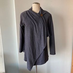 Bobeau grey sweater size medium